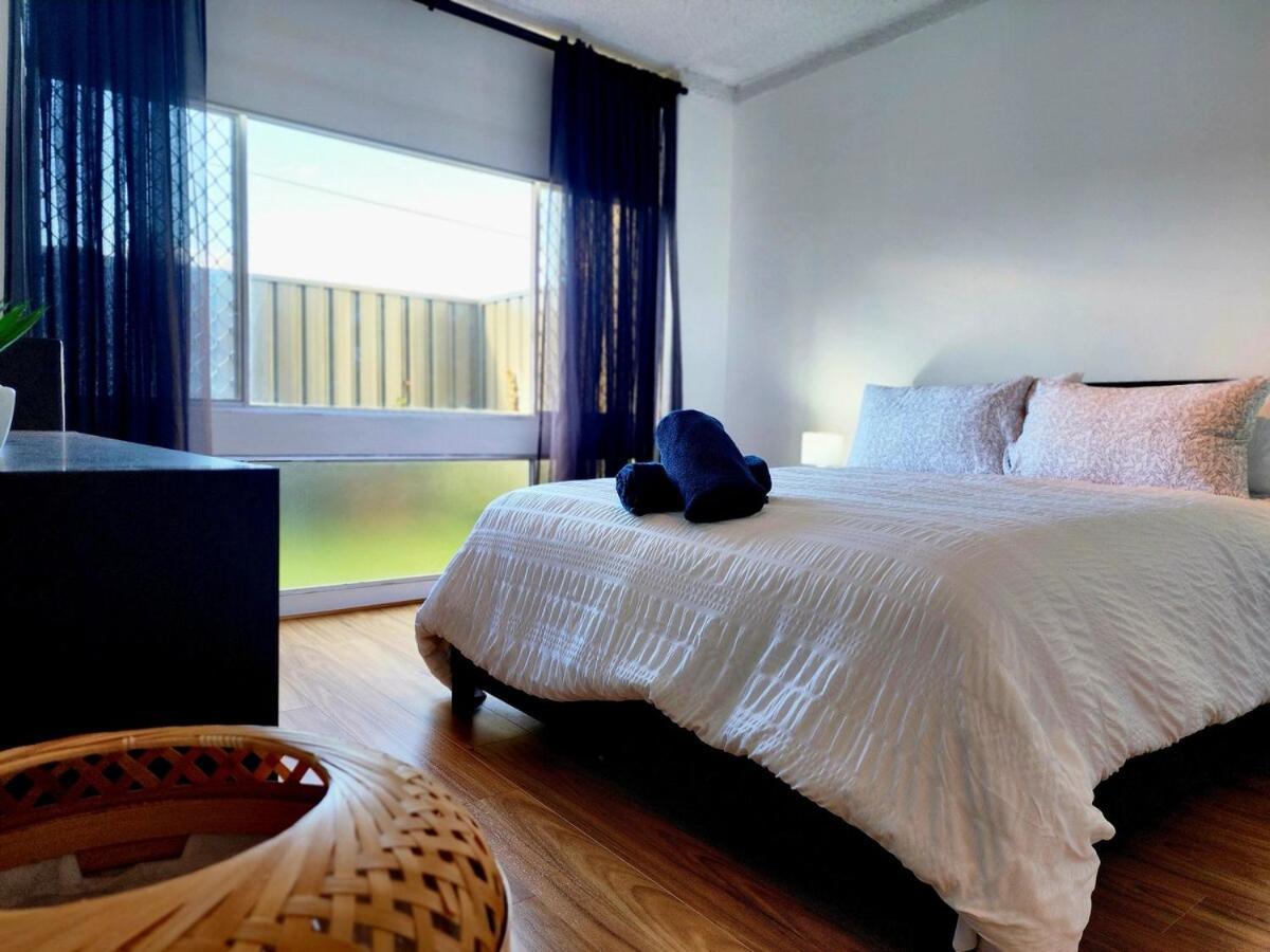 Ultimate Luxury Beachside Escape In West Beach Экстерьер фото